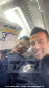 تصاویر ارسالی داخل هواپیما 19 CBDDFB74 C875 4004 82E8 7A5412B20D5C